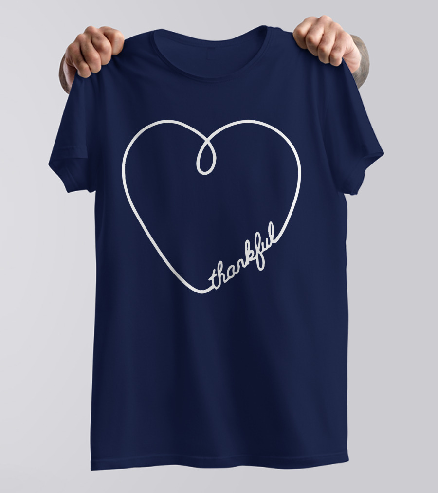 Thankful Script Heart Outline T-Shirt