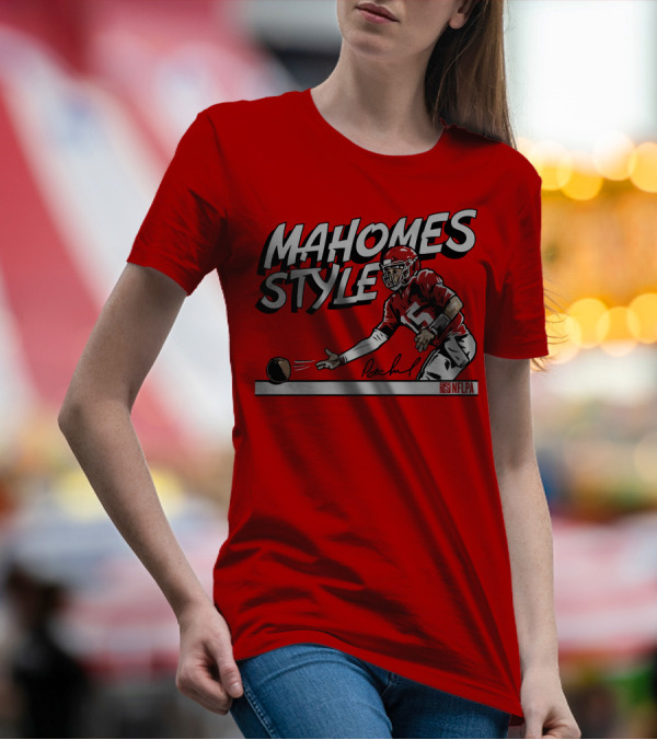 MAHOMES STYLE NFLPA Football Quarterback Signature T-Shirt