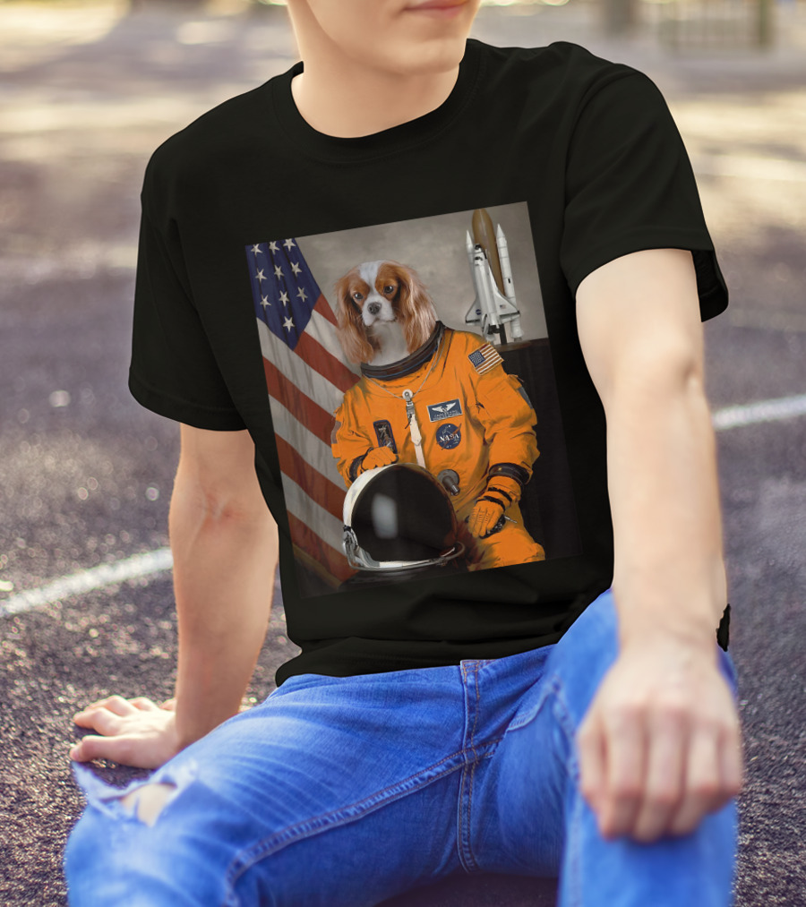 Cavalier King Charles Spaniel NASA Astronaut With American Flag And Space Shuttle T-Shirt