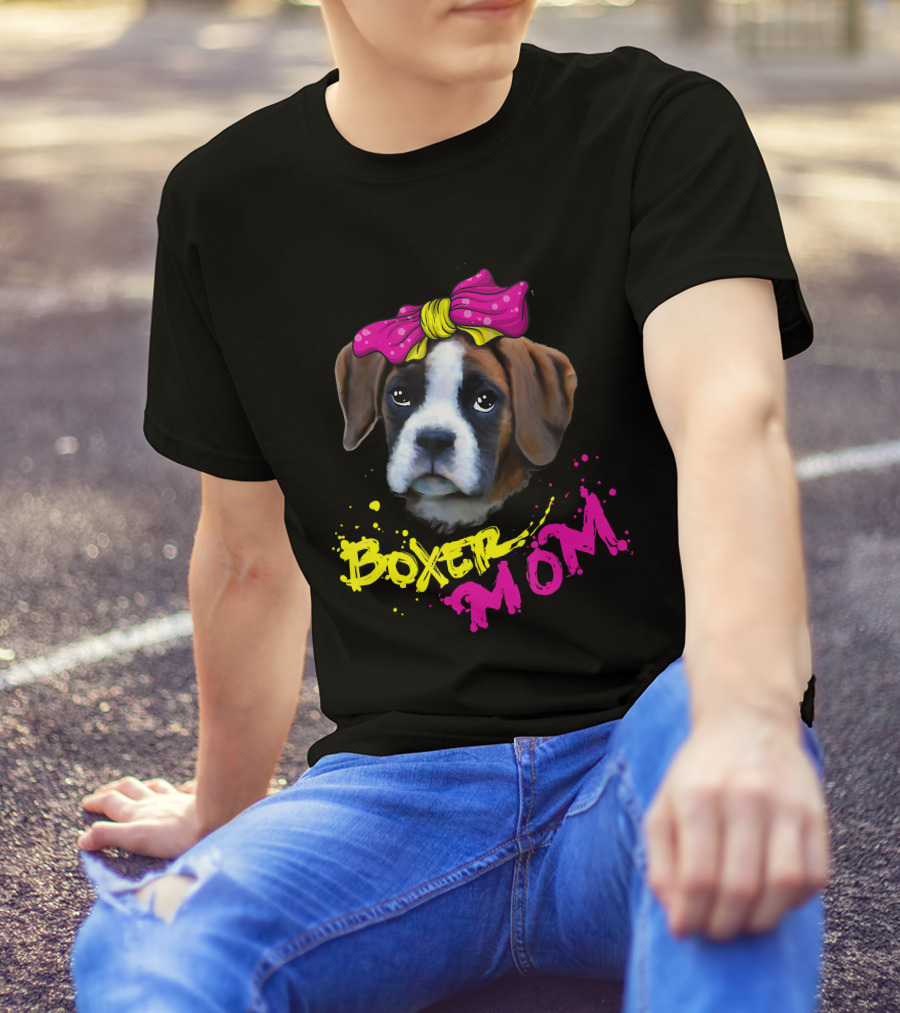 Boxer Mom Dog With Pink Bow T-Shirt