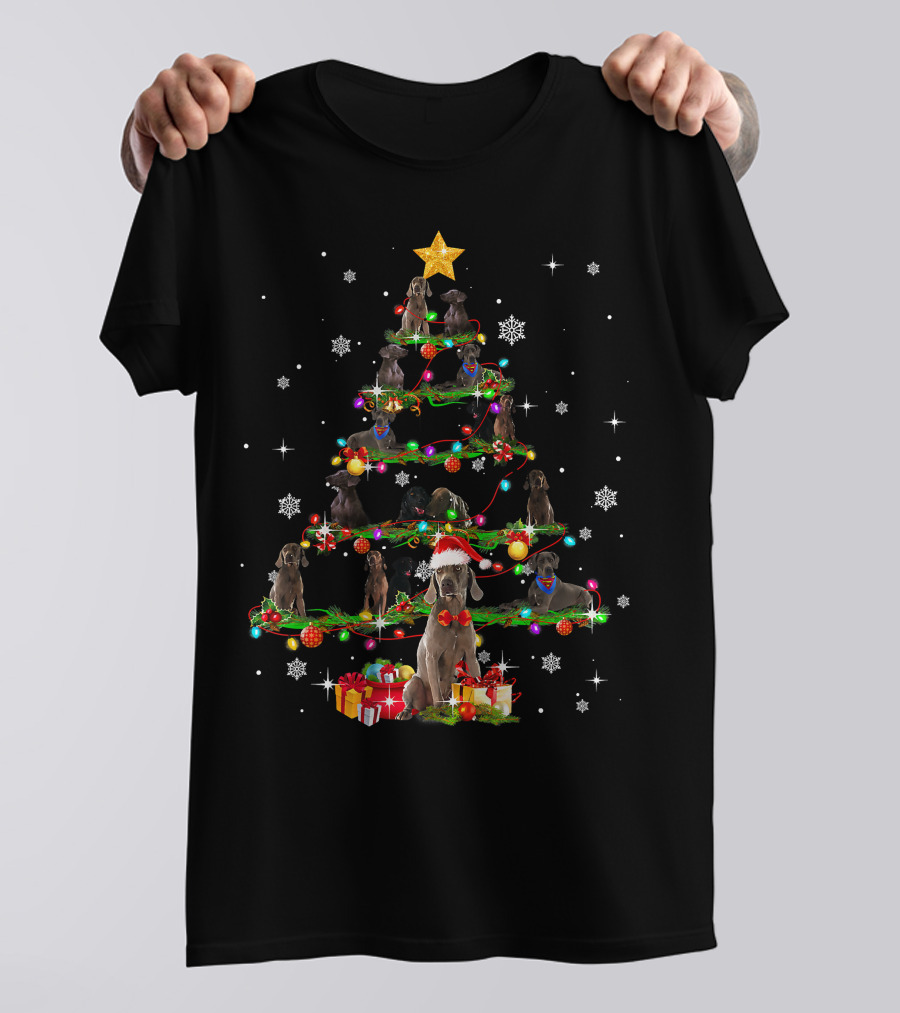 Weimaraner Christmas Tree Lights Santa Hat Paw Presents Snowflakes Star T-Shirt