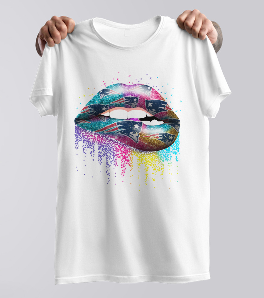 New England Patriots Glitter Lips Fan T-Shirt